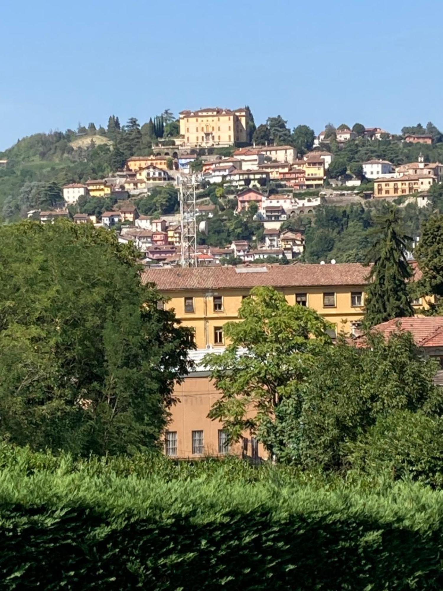 Casa Finestre Bianche Apartment Canelli Exterior photo